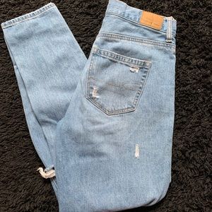 American eagle mom jeans